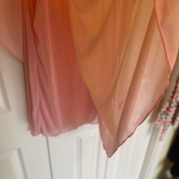 Ladies pink sheer top - Picture 3 of 3